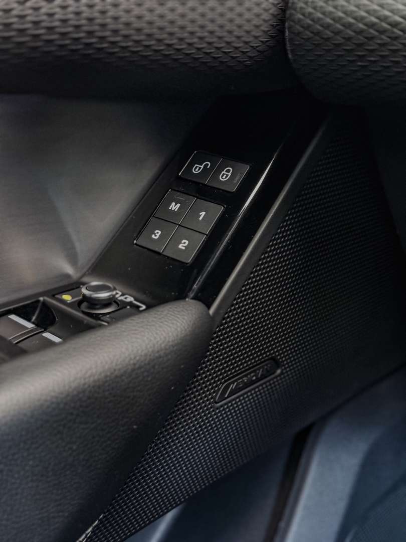 Land Rover Range Rover Velar 2.0d I4 R-Dynamic S 240cv Auto - 2019 - Joinsteer - #17