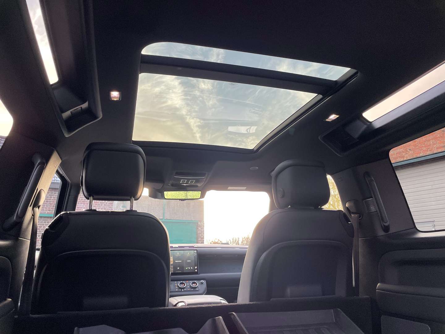 Land Rover Defender 90 Dynamic HSE Full Black LV 3.0D MHEV D300 - 2022 - Joinsteer - #12