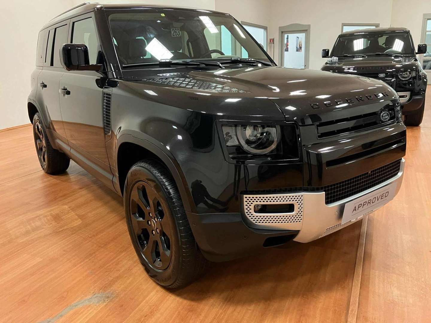 Land Rover Defender 110 S AUTOCARRO 3.0D I6 200 CV AWD Auto - 2022 - Joinsteer - #4