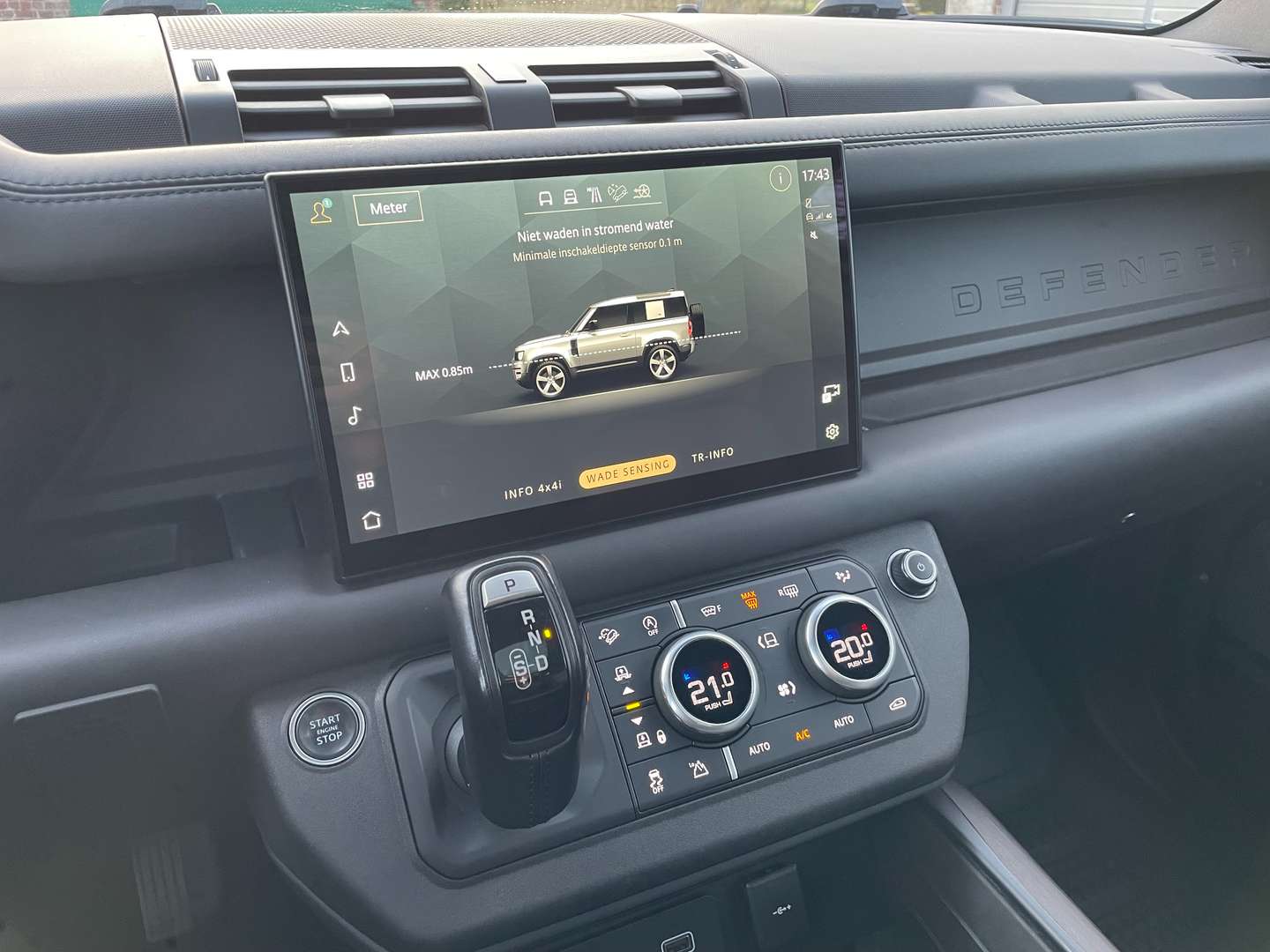 Land Rover Defender 90 Dynamic HSE Full Black LV 3.0D MHEV D300 - 2022 - Joinsteer - #32