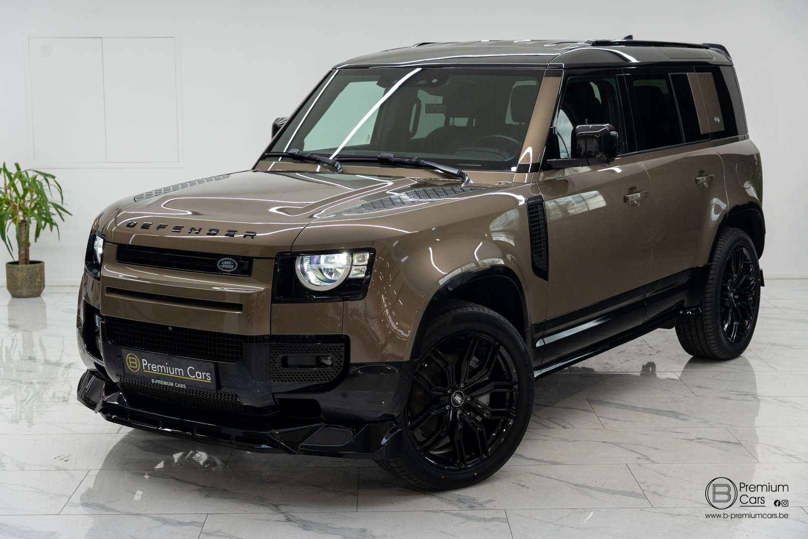 Land Rover Defender 110 P400e AWD - 2023 - Joinsteer - #2