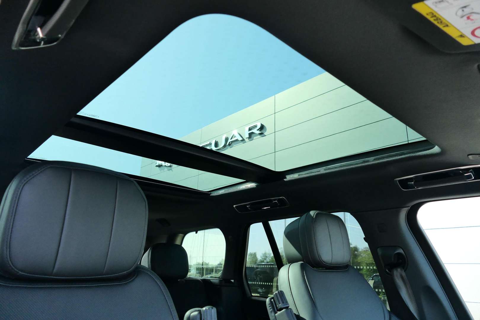 Land Rover Range Rover P460e SE AWD Auto 25MY - 2026 - Joinsteer - #9