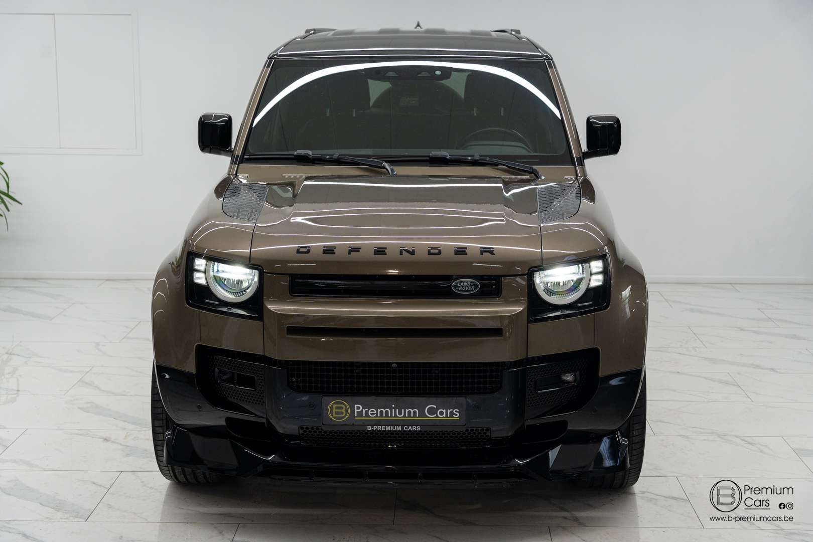 Land Rover Defender 110 P400e AWD - 2023 - Joinsteer - #4