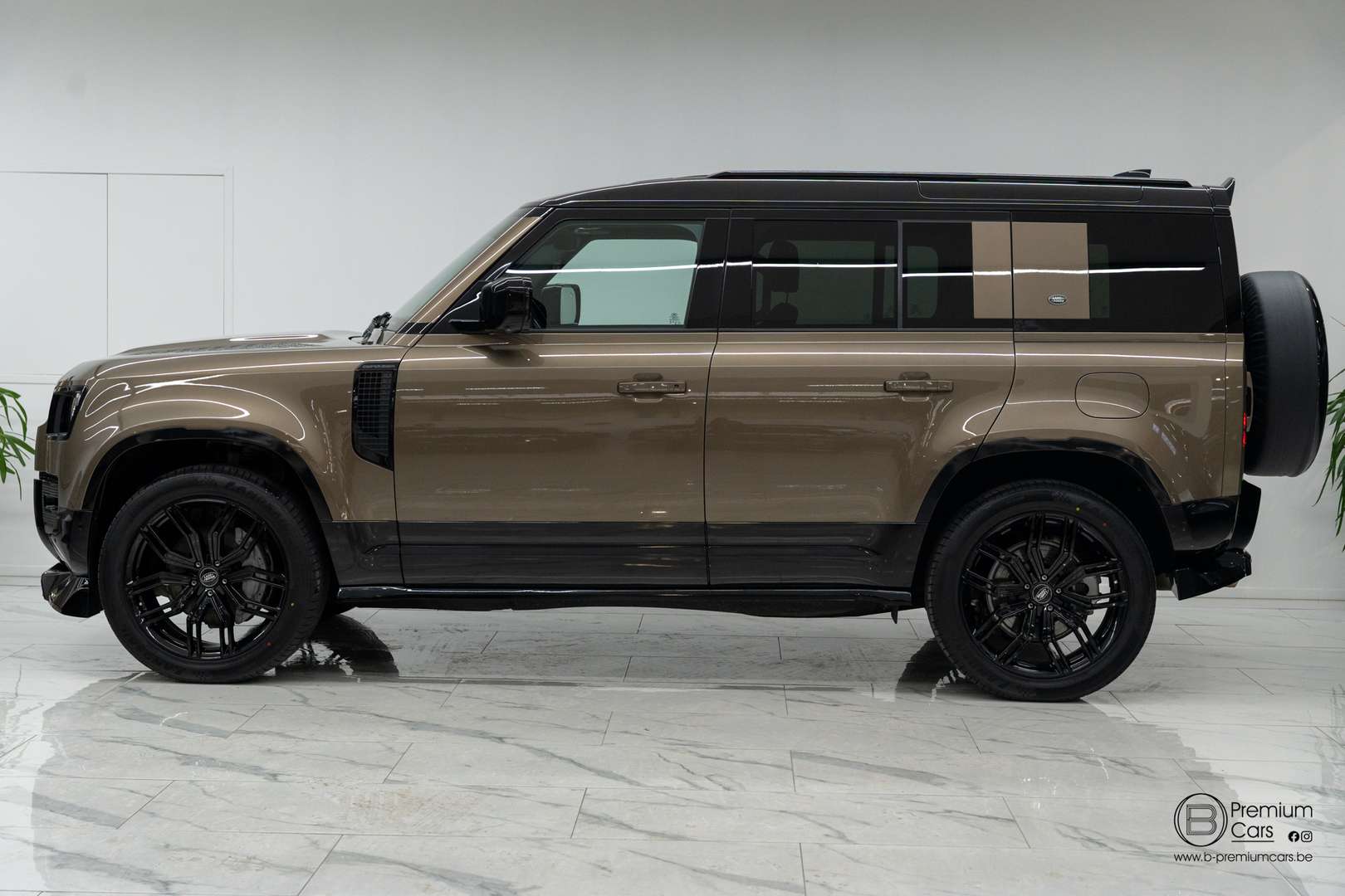 Land Rover Defender 110 P400e AWD - 2023 - Joinsteer - #8