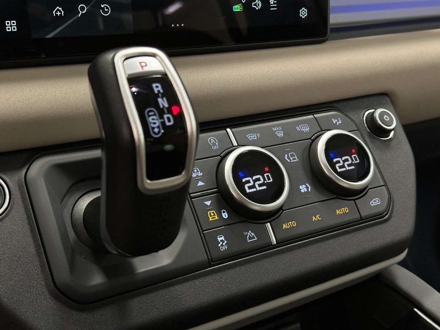 Land Rover Defender 110 SE 3.0D I6 200 CV AWD Auto - 2023 - Joinsteer - #15