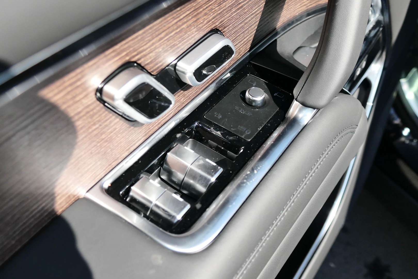 Land Rover Range Rover P460e SE AWD Auto 25MY - 2026 - Joinsteer - #17