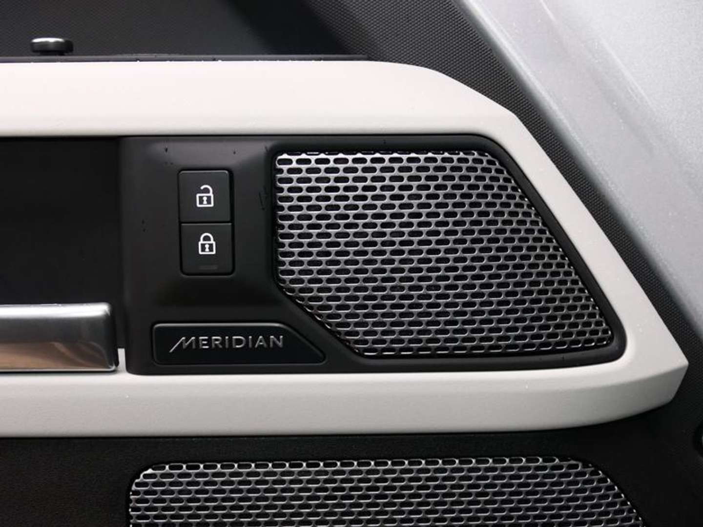 Land Rover Defender 110 P400 HSE AWD Auto - 2020 - Joinsteer - #12