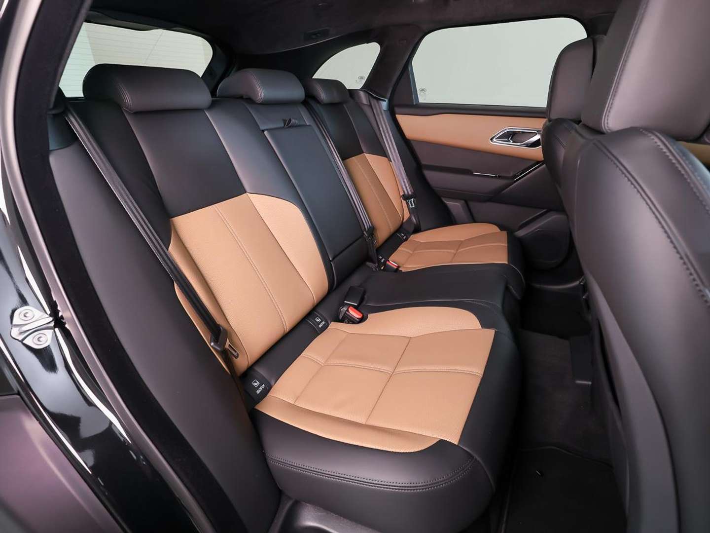 Land Rover Range Rover Velar 2.0 P400e AWD Autobiography PHEV Massage | Head- - 2025 - Joinsteer - #4