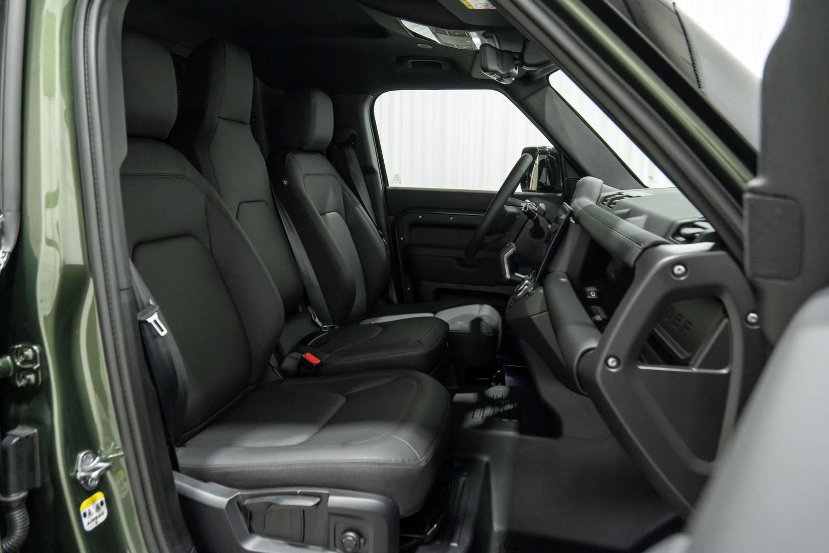 Land Rover Defender 110 D250 S Hard Top Lichte Vracht 3-Zit Trekhaak - 2026 - Joinsteer - #16