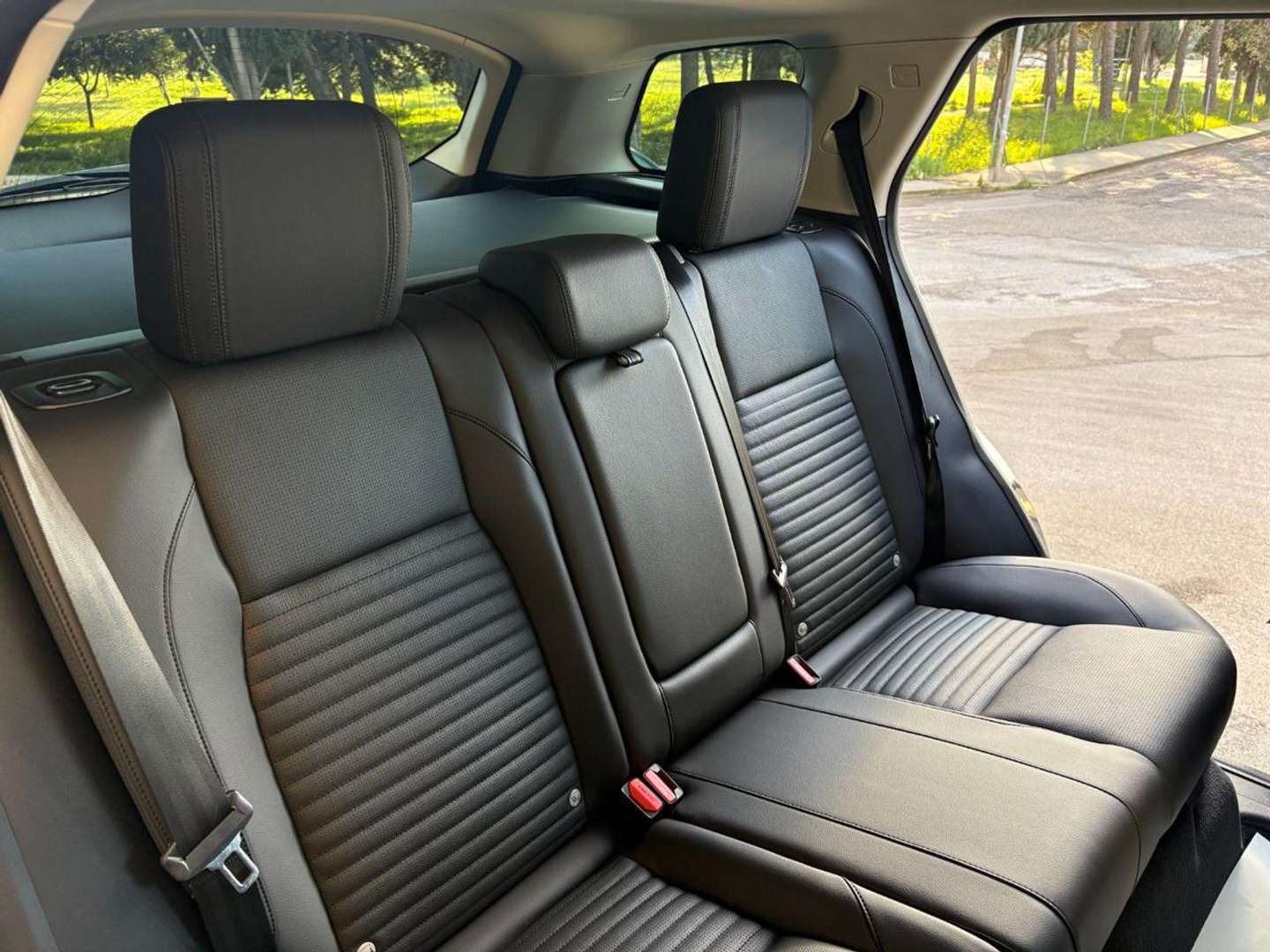 Land Rover Discovery Sport SE AUTOCARRO 5 POSTI 2.0 TD4 163 CV AWD Auto - 2023 - Joinsteer - #18