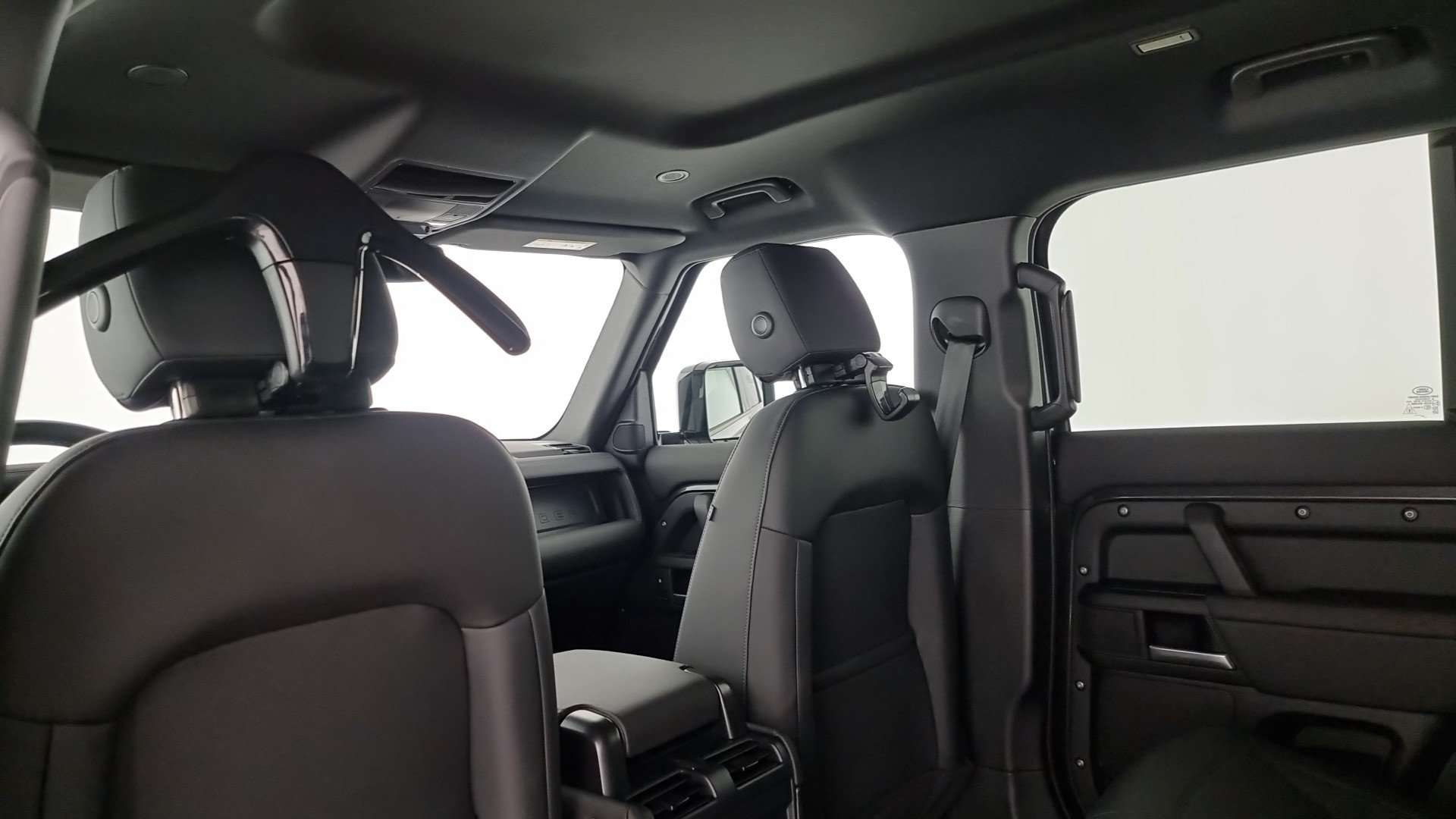 Land Rover Defender 110 X-Dynamic SE Awd N1 Autocarro 3.0d I6 Mhev 200cv Auto - 2024 - Joinsteer - #18
