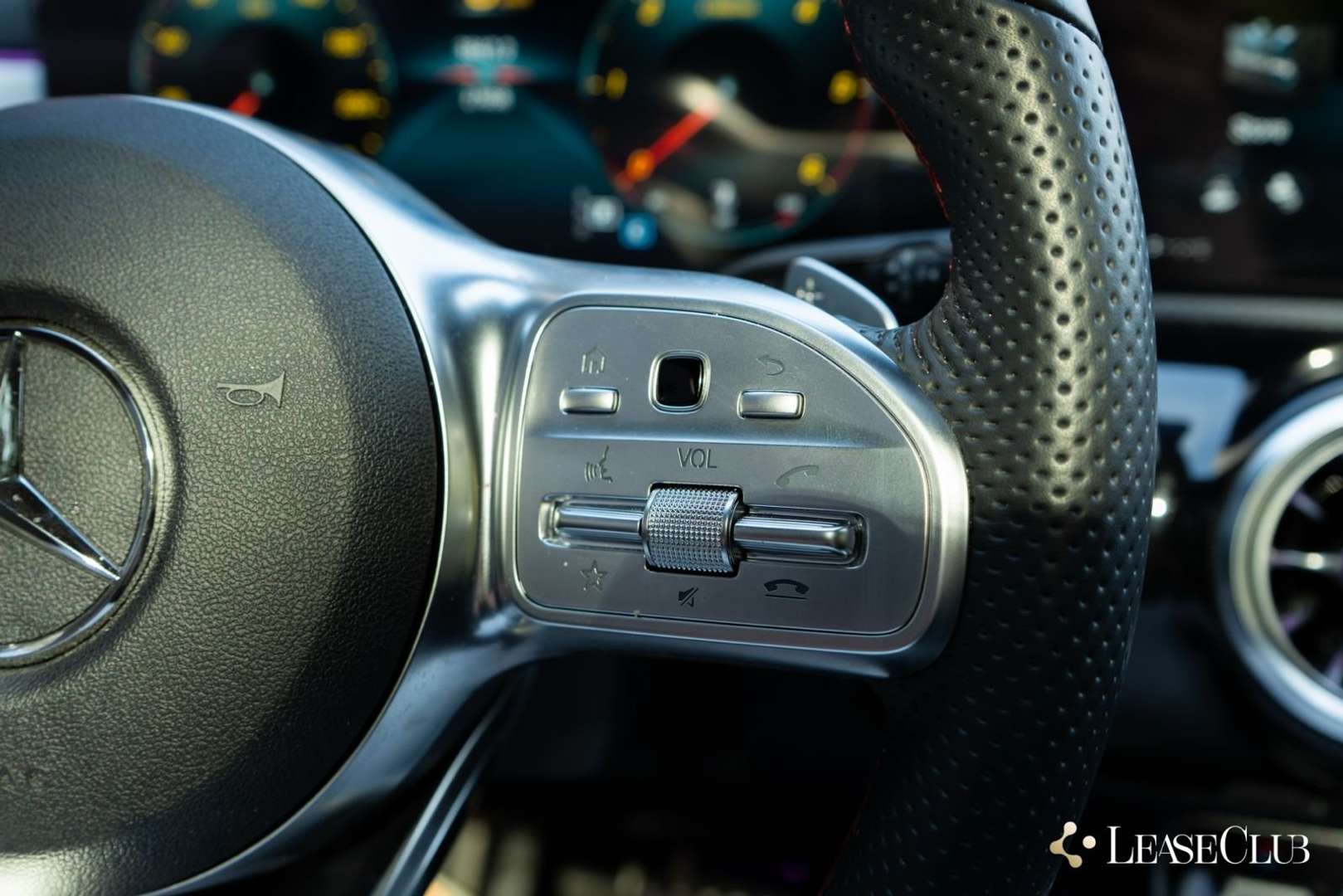Mercedes CLA 200 AMG Line - 2023 - Joinsteer - #6