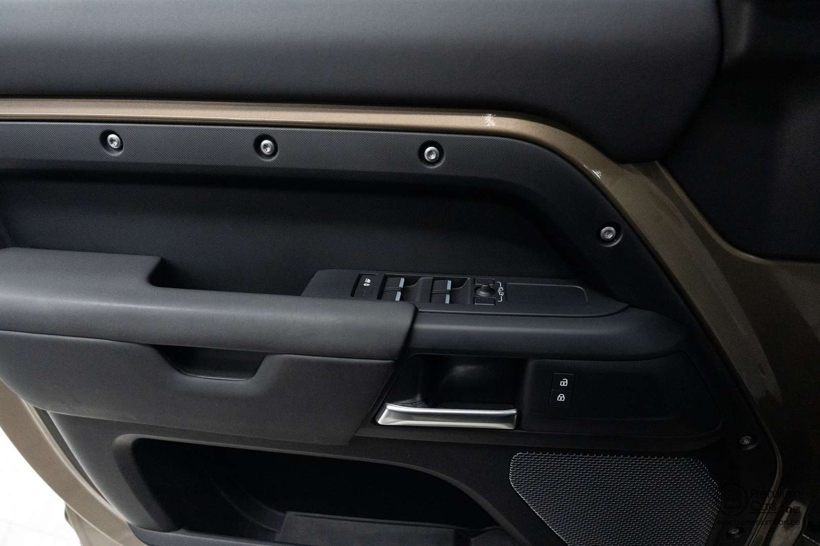 Land Rover Defender 110 P400e AWD - 2023 - Joinsteer - #30