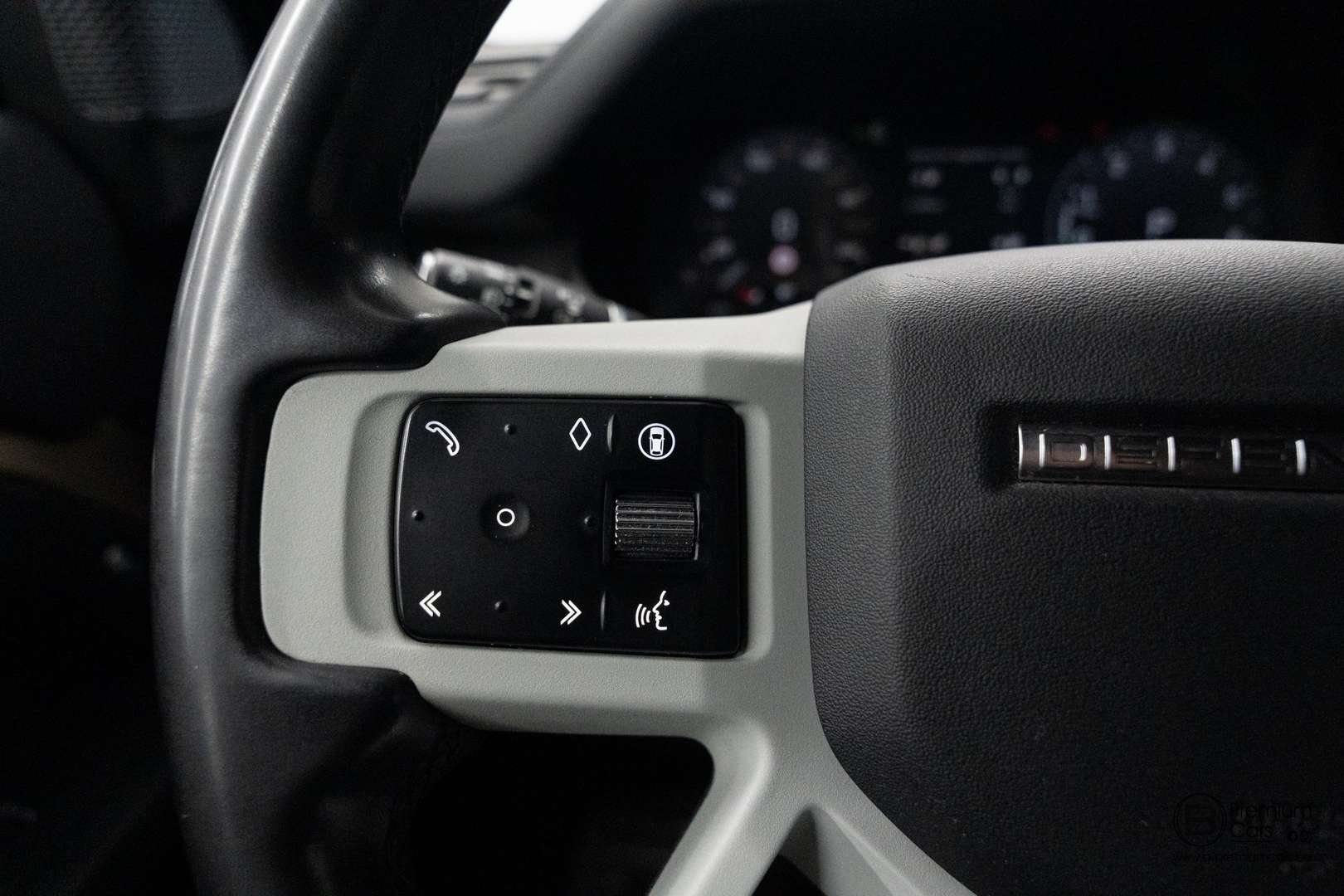 Land Rover Defender 110 P400e AWD - 2023 - Joinsteer - #32