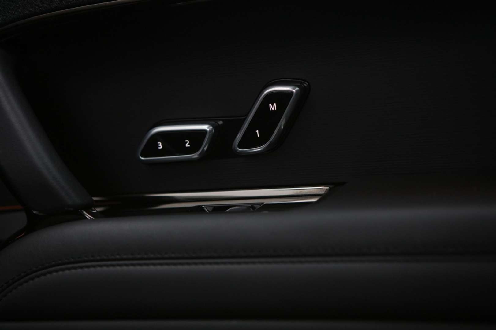 Land Rover Range Rover Sport P460e Pano | Stoelverwarming En Verkoeling | BTW - 2024 - Joinsteer - #14