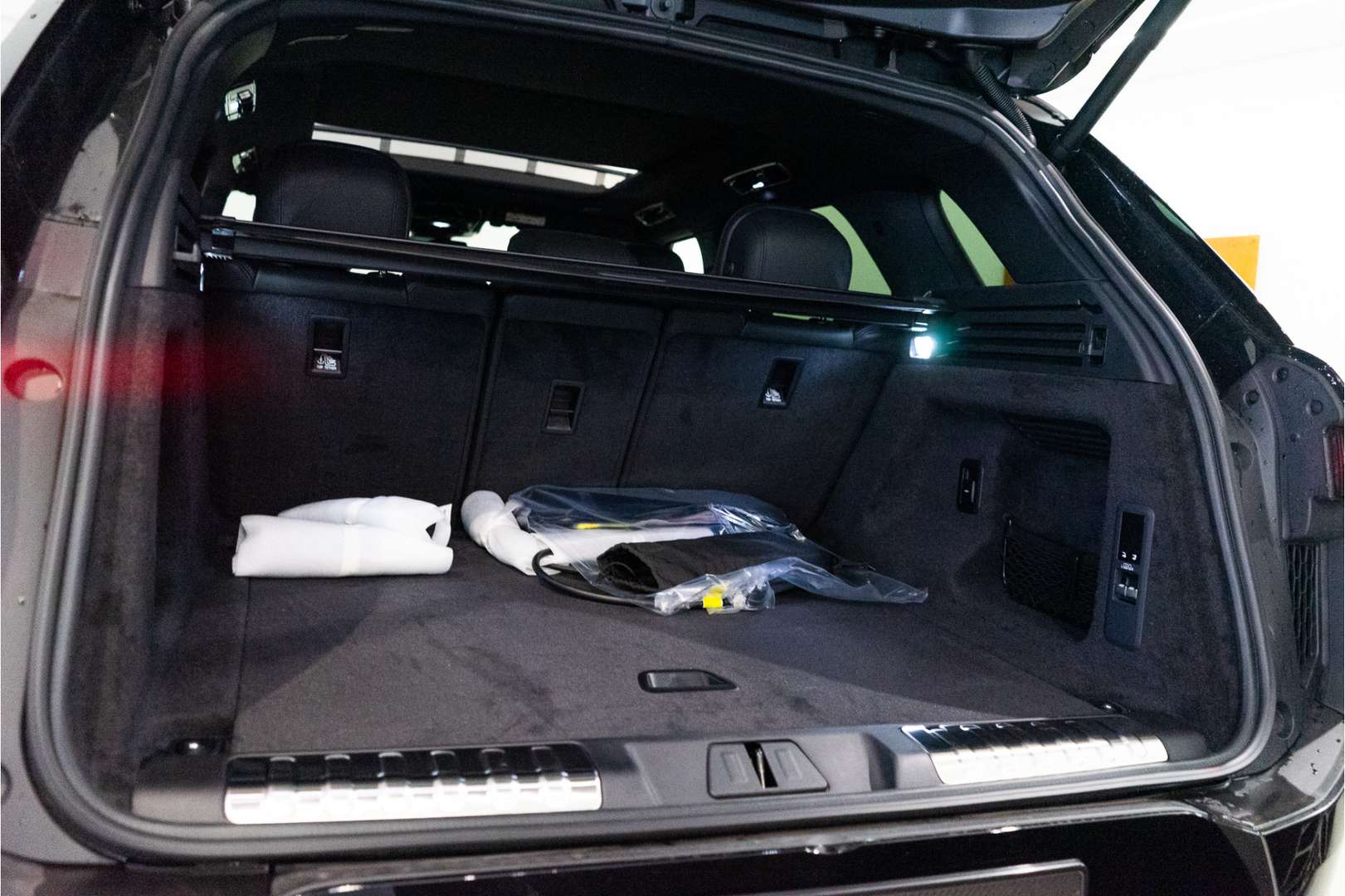 Land Rover Range Rover Sport 3.0 P460e Dynamic SE PHEV - 2026 - Joinsteer - #25