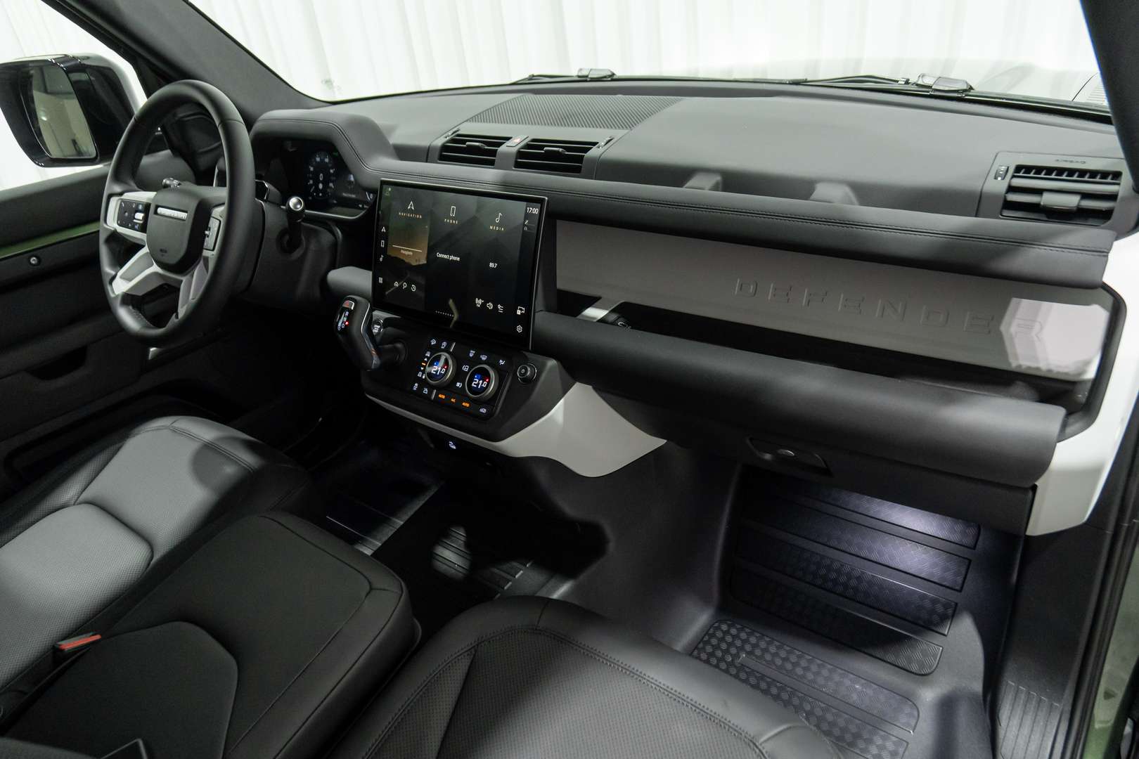 Land Rover Defender 110 D250 S Hard Top Lichte Vracht 3-Zit Trekhaak - 2026 - Joinsteer - #14