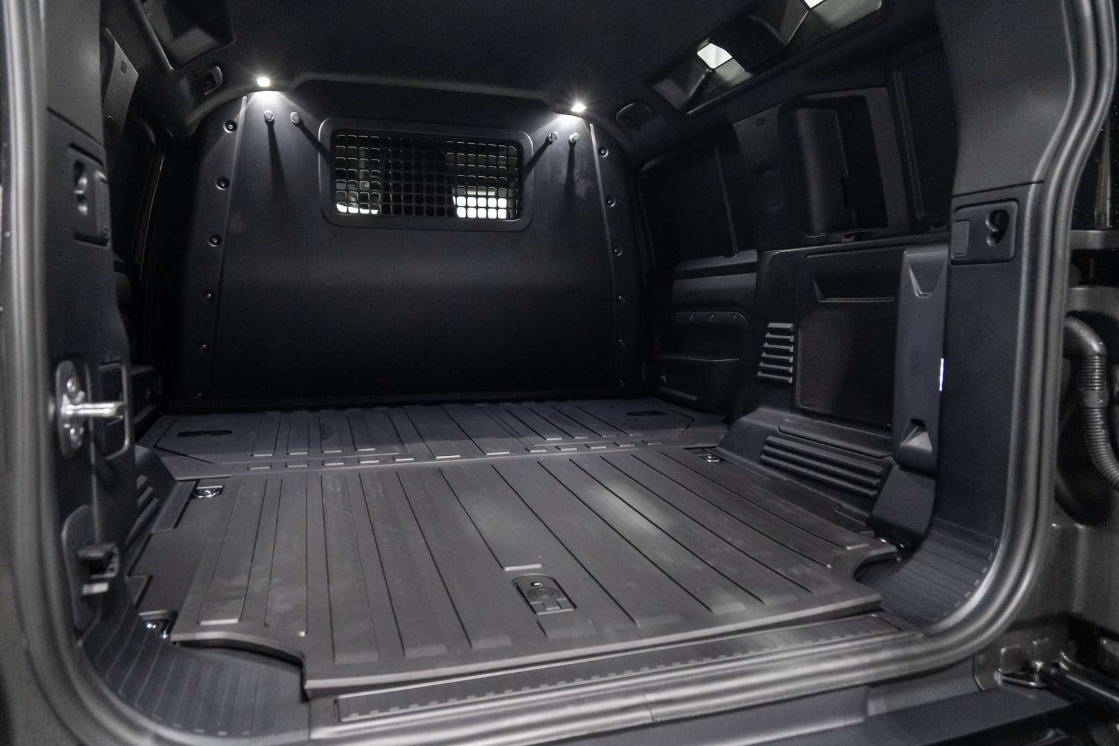 Land Rover Defender 110 D250 S Hard Top Lichte Vracht 3-Zit Trekhaak - 2026 - Joinsteer - #19