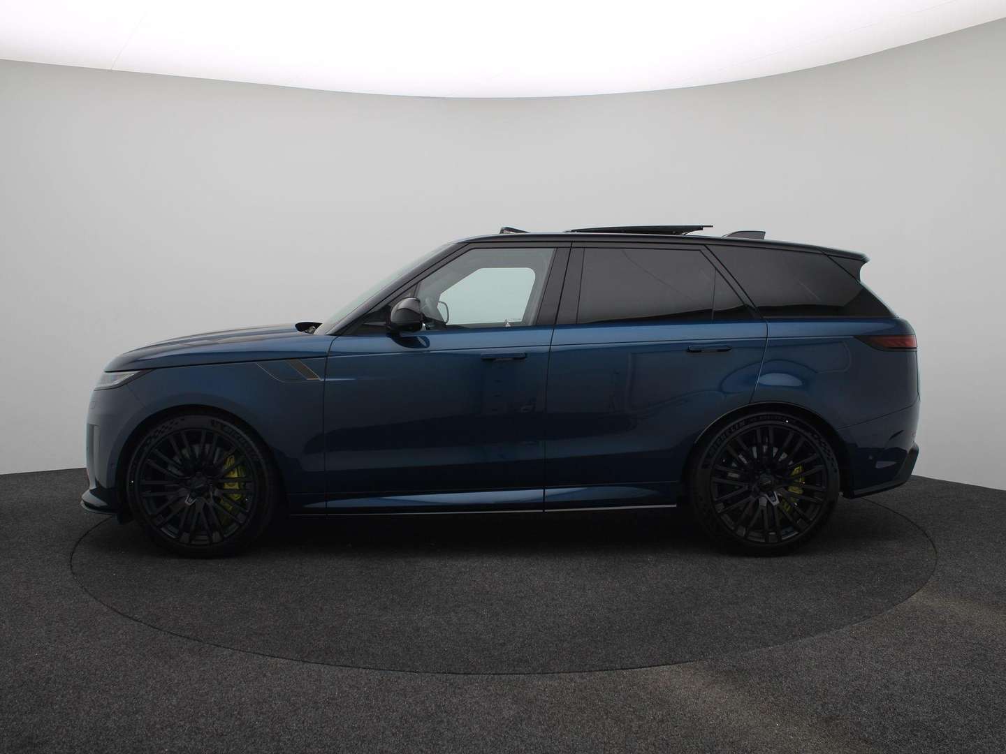 Land Rover Range Rover Sport Carbon 4.4 P635 SV - 2026 - Joinsteer - #3