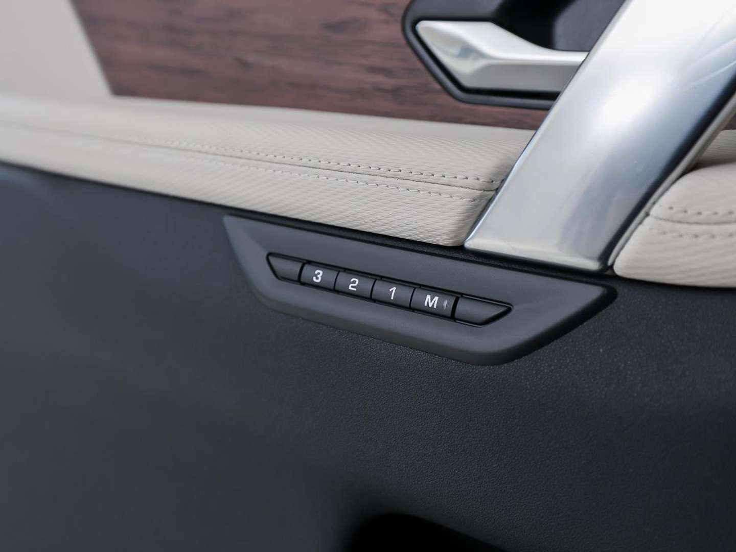 Land Rover Discovery Sport R-Dynamic SE P300e 1.5 - 2023 - Joinsteer - #19