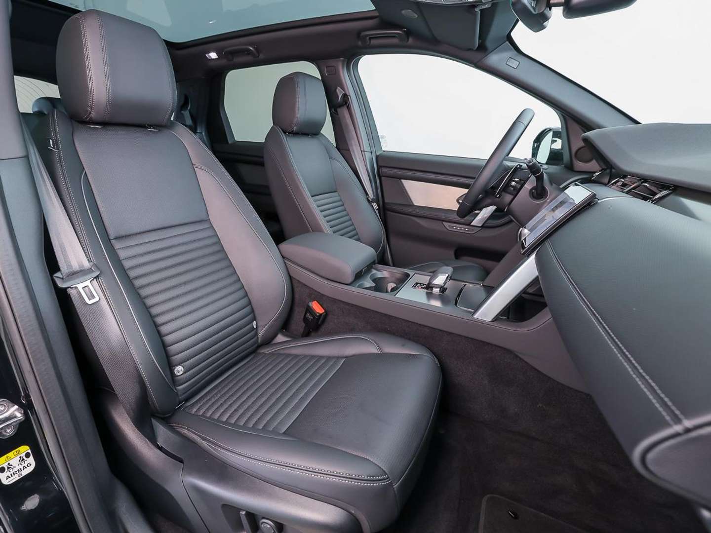 Land Rover Discovery Sport 1.5 P270e PHEV Dynamic Edition | Towing Pack | Mat - 2025 - Joinsteer - #3