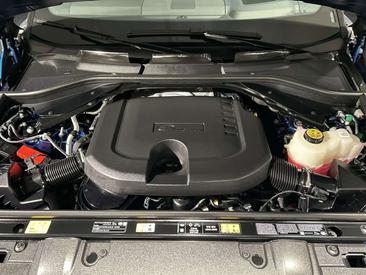 Land Rover Range Rover D350 HSE — photo 10