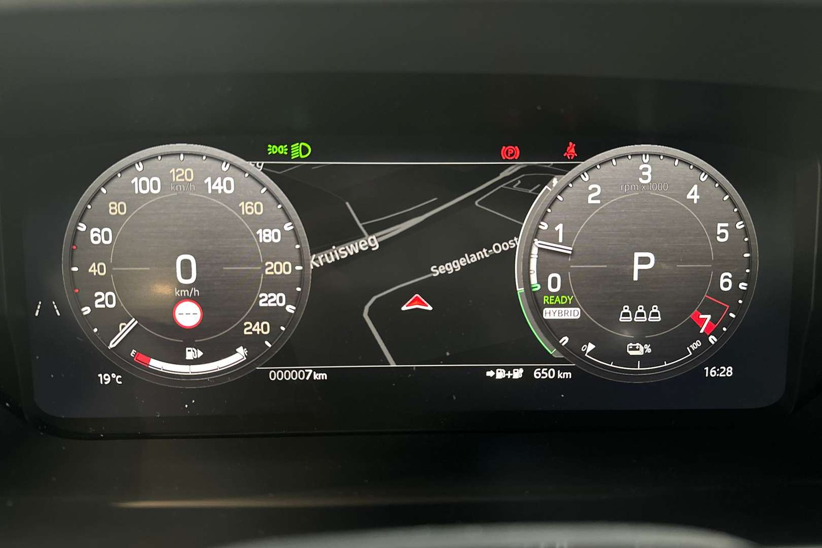 Land Rover Defender 110 Forest Edition 2.0 P300e - 2026 - Joinsteer - #17