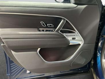 Land Rover Range Rover D350 HSE — photo 13