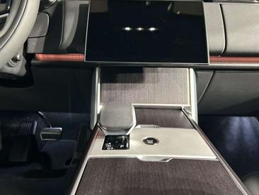 Land Rover Range Rover D350 HSE — photo 14