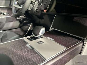 Land Rover Range Rover D350 HSE — photo 15