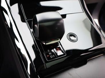 Land Rover Range Rover Sport SV — photo 17