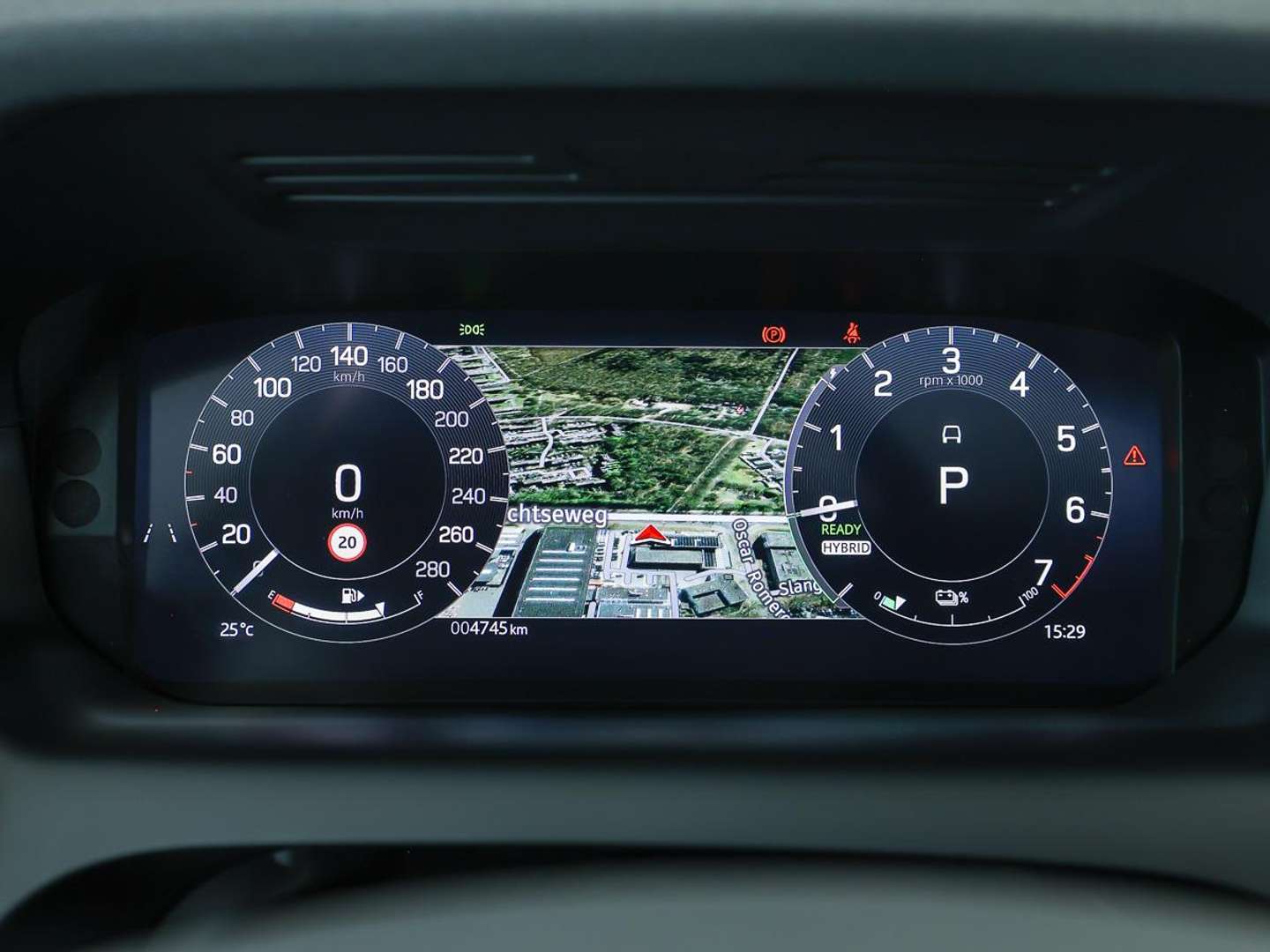 Land Rover Discovery Sport 1.5 P270e PHEV Dynamic Edition | Towing Pack | Mat - 2025 - Joinsteer - #11