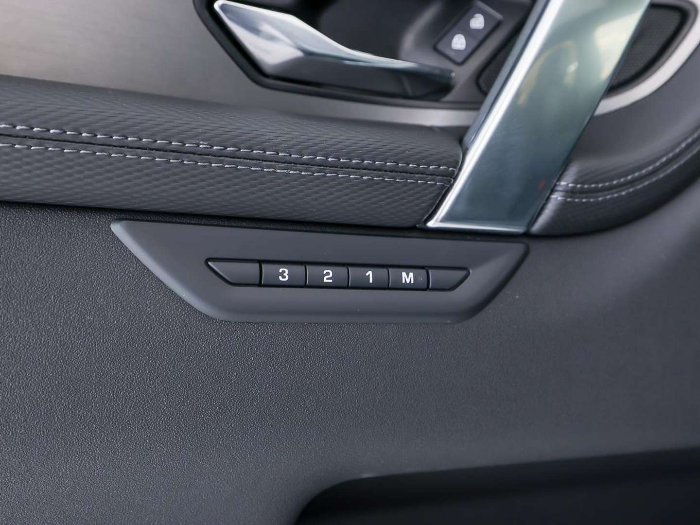 Land Rover Discovery Sport 1.5 P270e PHEV Dynamic Edition | Towing Pack | Mat - 2025 - Joinsteer - #14