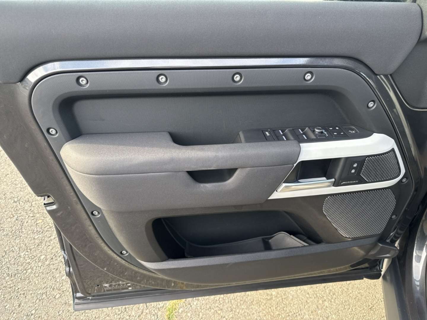 Land Rover Defender 110 D250 X-Dynamic SE - 2022 - Joinsteer - #17