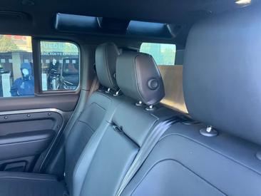 Land Rover Defender 110 Octa Edition One AWD Aut. 4.4 V8 MHEV — photo 16