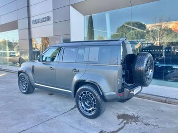 Land Rover Defender 110 Octa Edition One AWD Aut. 4.4 V8 MHEV — photo 17