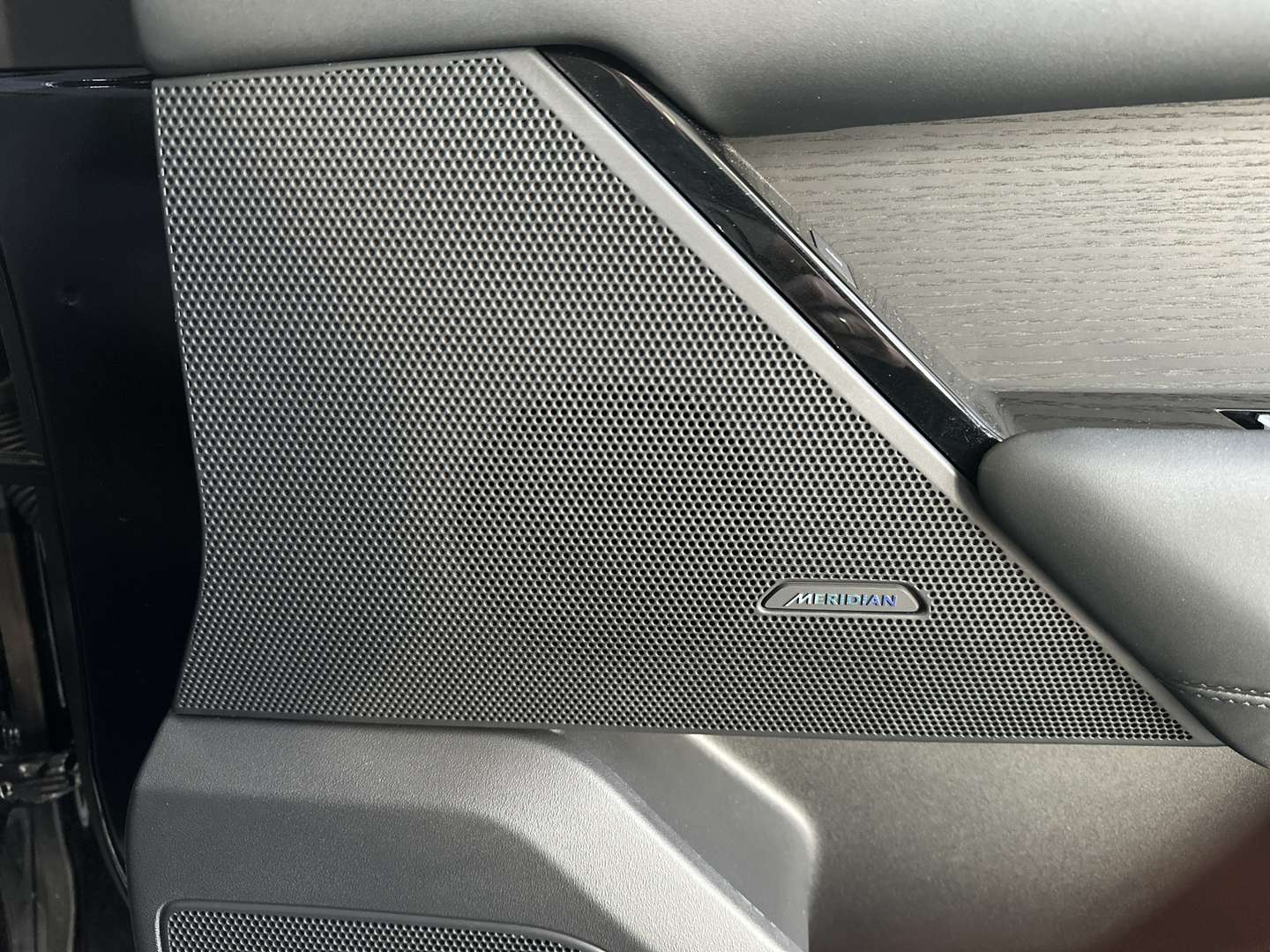 Land Rover Range Rover Velar P400e AWD Dynamic Edition PHEV Panorama | Black - 2025 - Joinsteer - #13