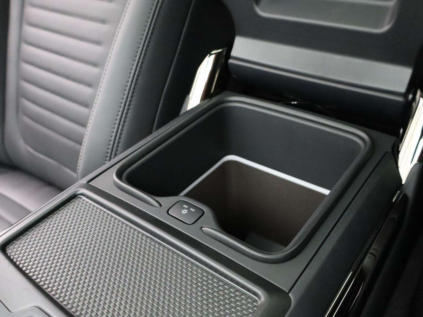 Land Rover Range Rover Sport Carbon 4.4 P635 SV - 2026 - Joinsteer - #29