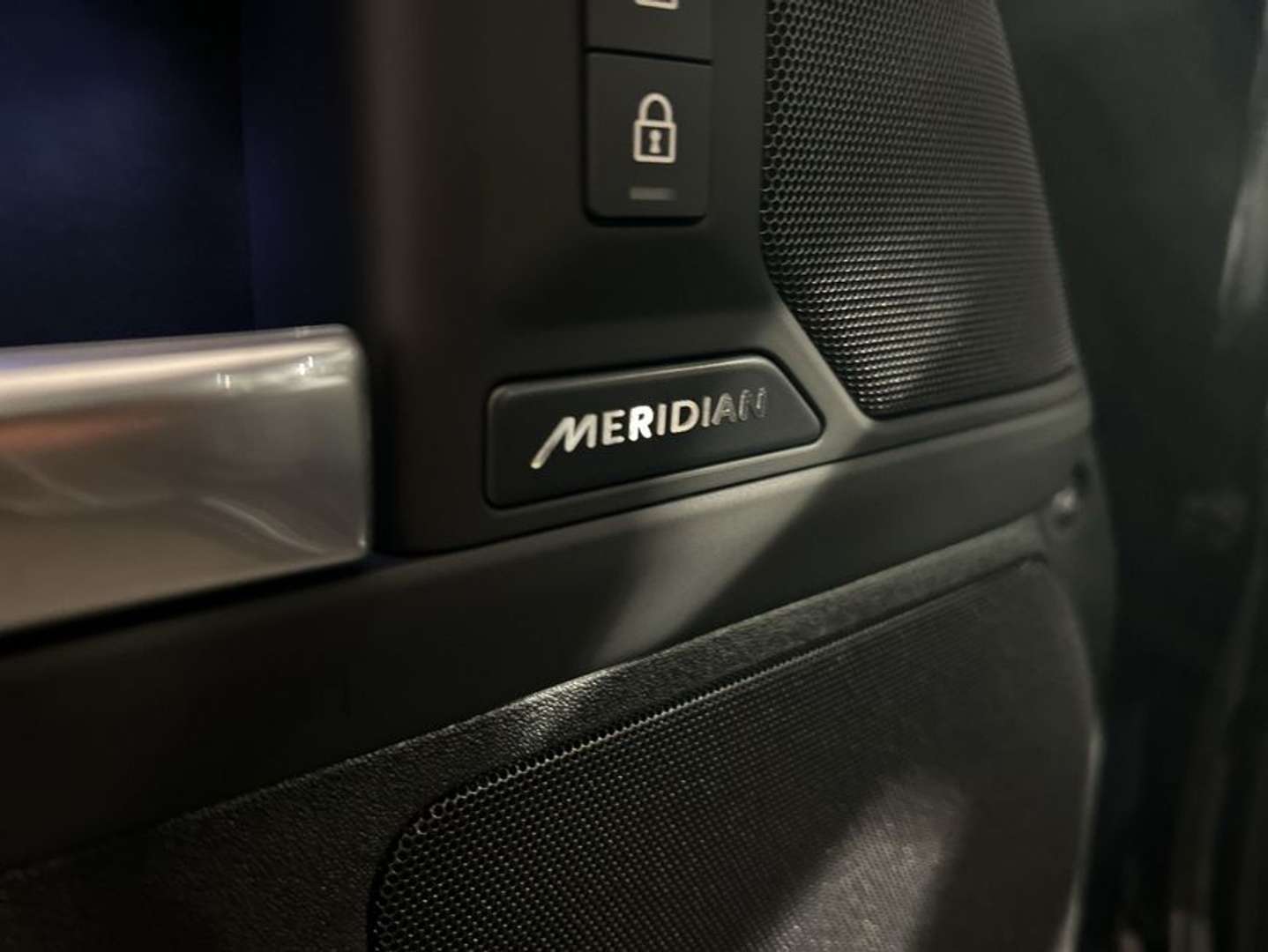 Land Rover Defender 110 D350 X-Dynamic SE - 2026 - Joinsteer - #17