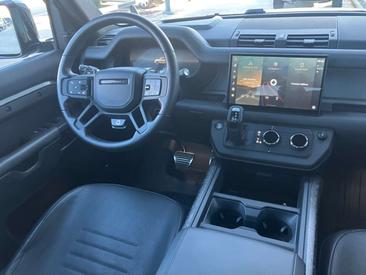 Land Rover Defender 110 Octa Edition One AWD Aut. 4.4 V8 MHEV — photo 24