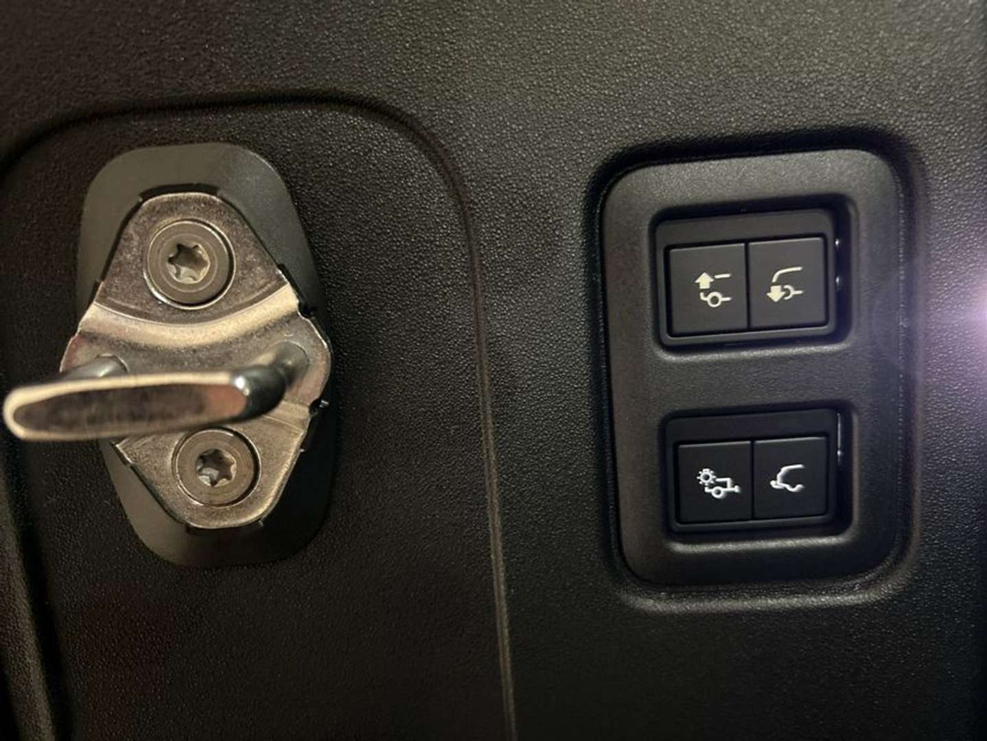 Land Rover Defender 110 D350 X-Dynamic SE - 2026 - Joinsteer - #19