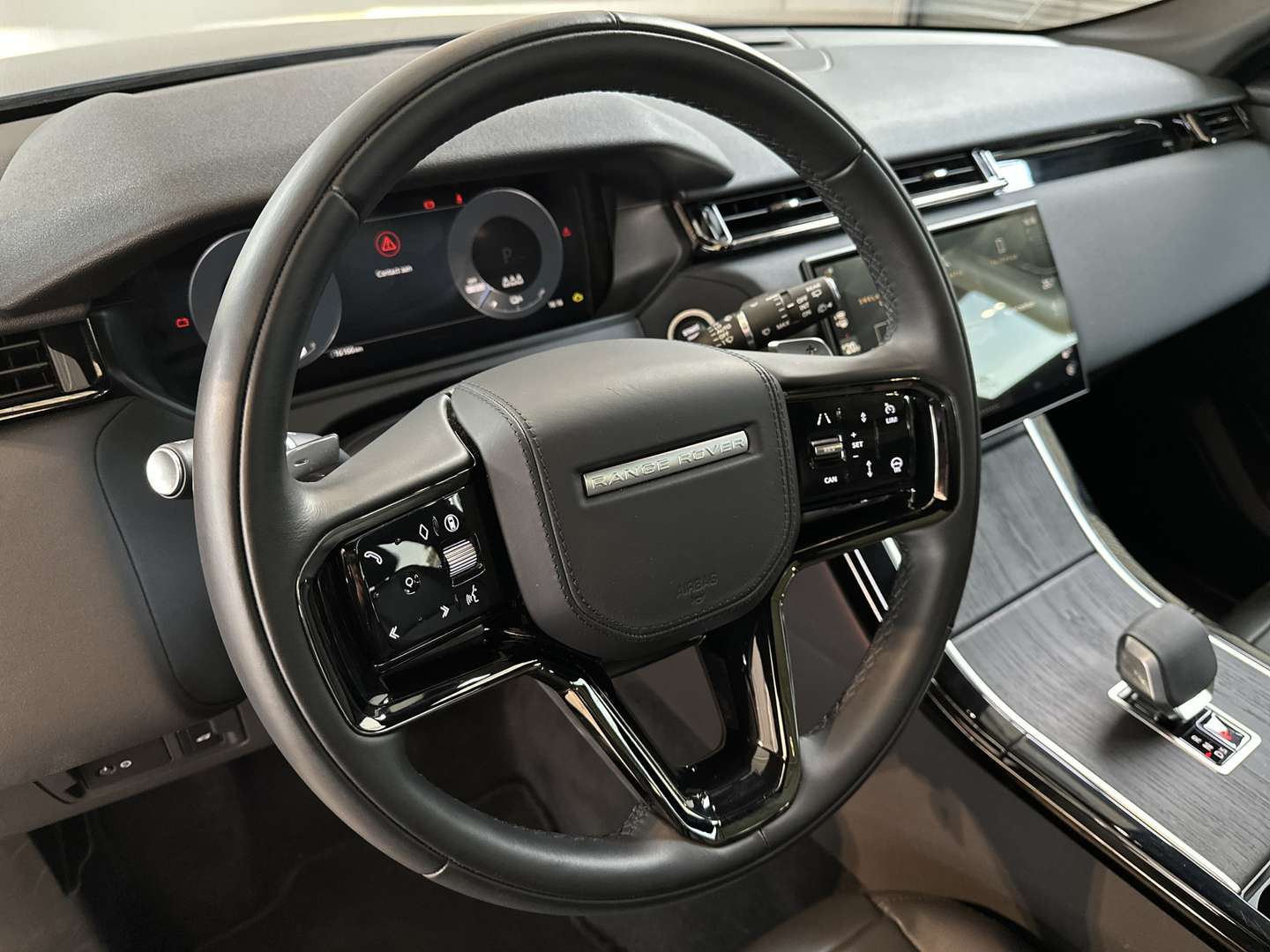 Land Rover Range Rover Velar P400e AWD Dynamic Edition PHEV Panorama | Black - 2025 - Joinsteer - #17