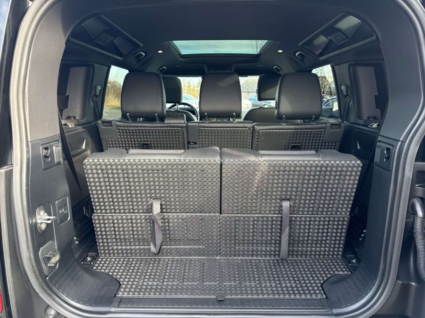 Land Rover Defender 110 D250 X-Dynamic SE - 2022 - Joinsteer - #30