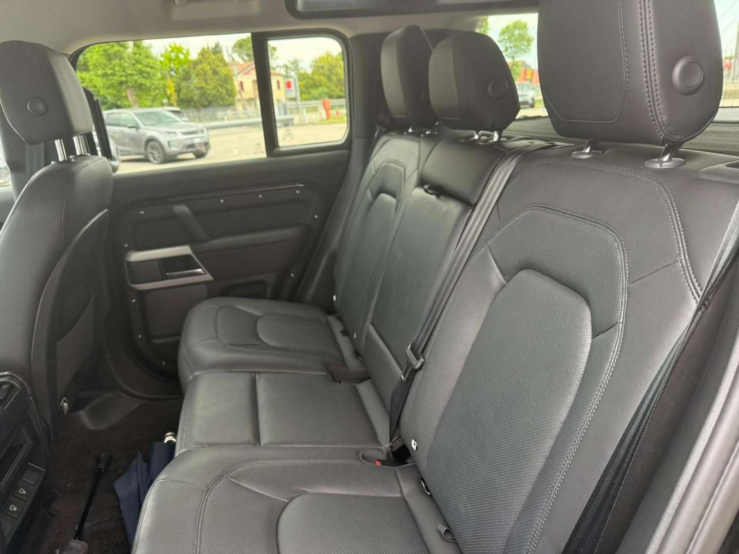 Land Rover Defender 110 SE 3.0 D200 MHEV Auto - 2024 - Joinsteer - #7