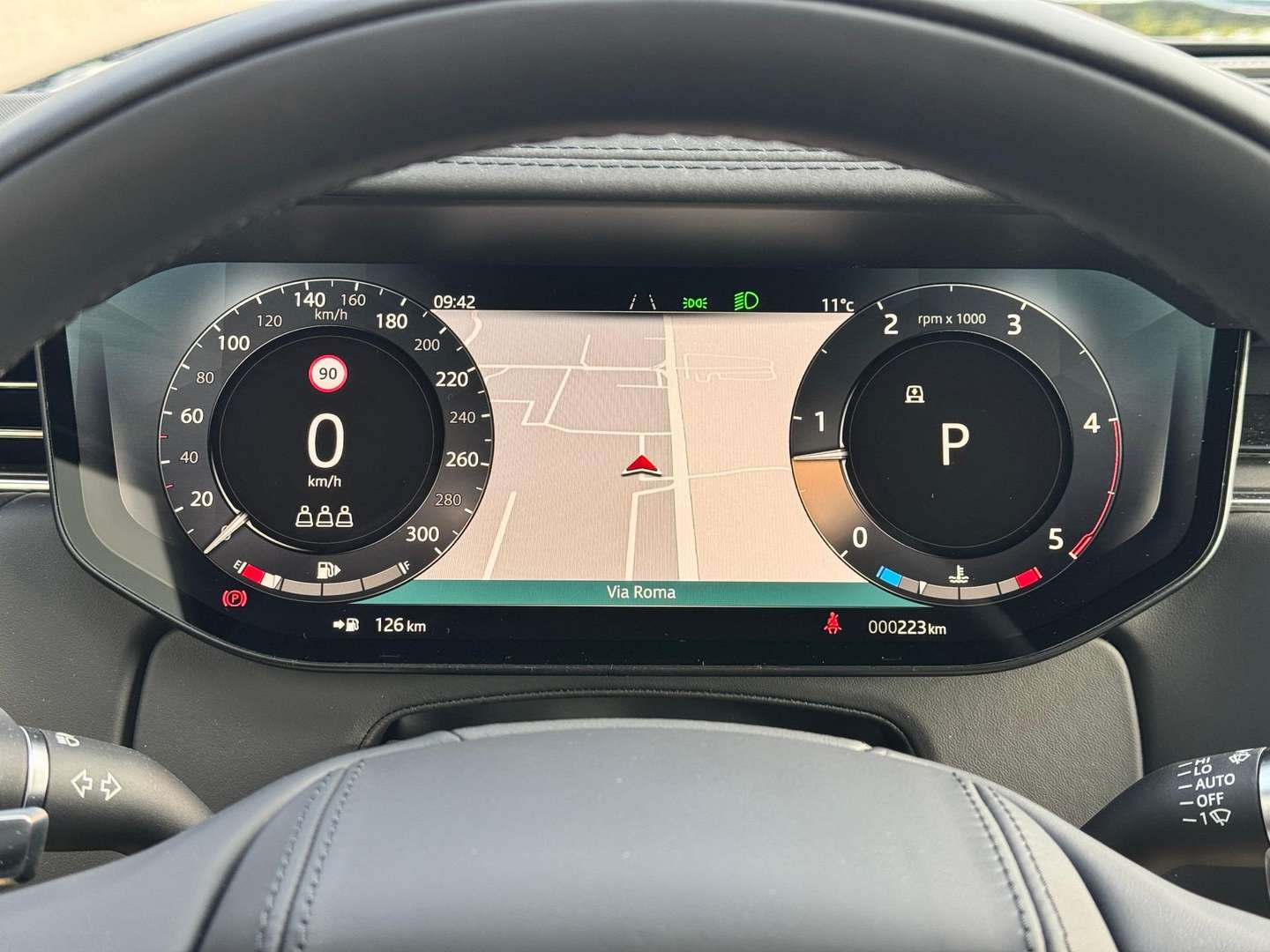 Land Rover Range Rover BLACK DESIGN 3.0 D250 - 2025 - Joinsteer - #9