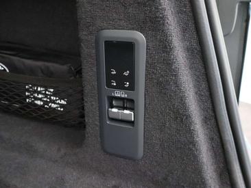 Land Rover Range Rover Sport SV — photo 38