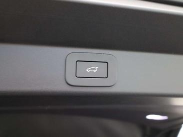 Land Rover Range Rover Sport SV — photo 39