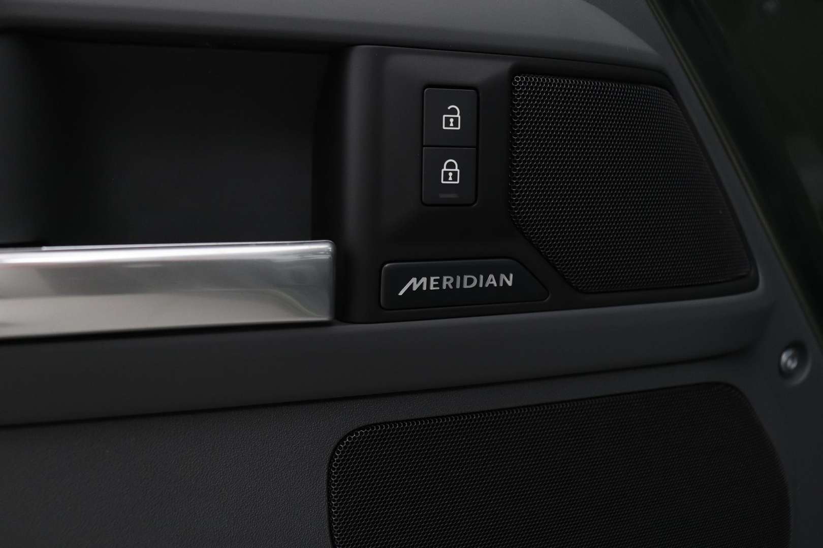 Land Rover Defender 110 Dynamic SE Edition P300e - 2026 - Joinsteer - #41