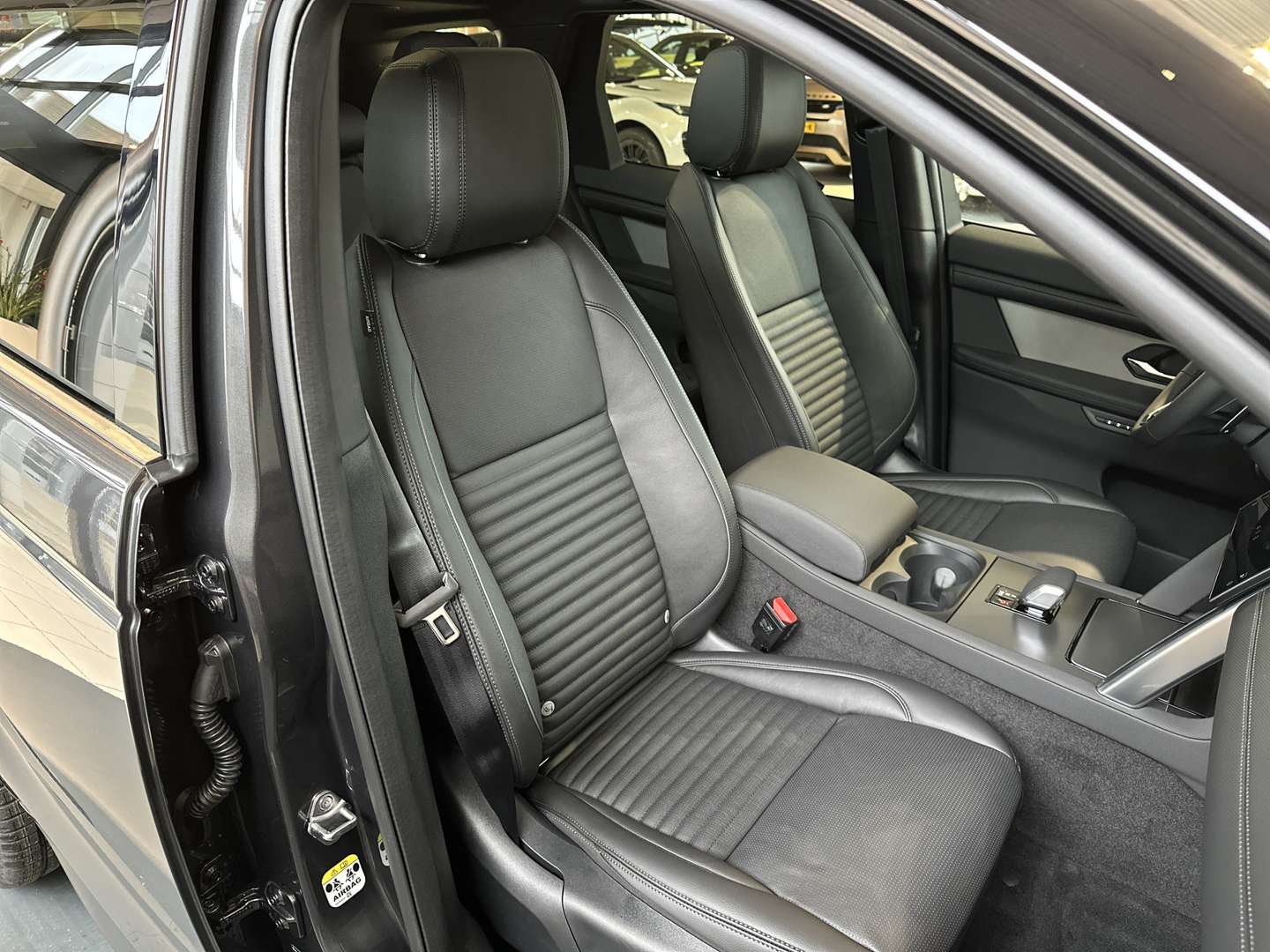 Land Rover Discovery Sport BUSINESS LANDMARK EDITION P270E - 2026 - Joinsteer - #10