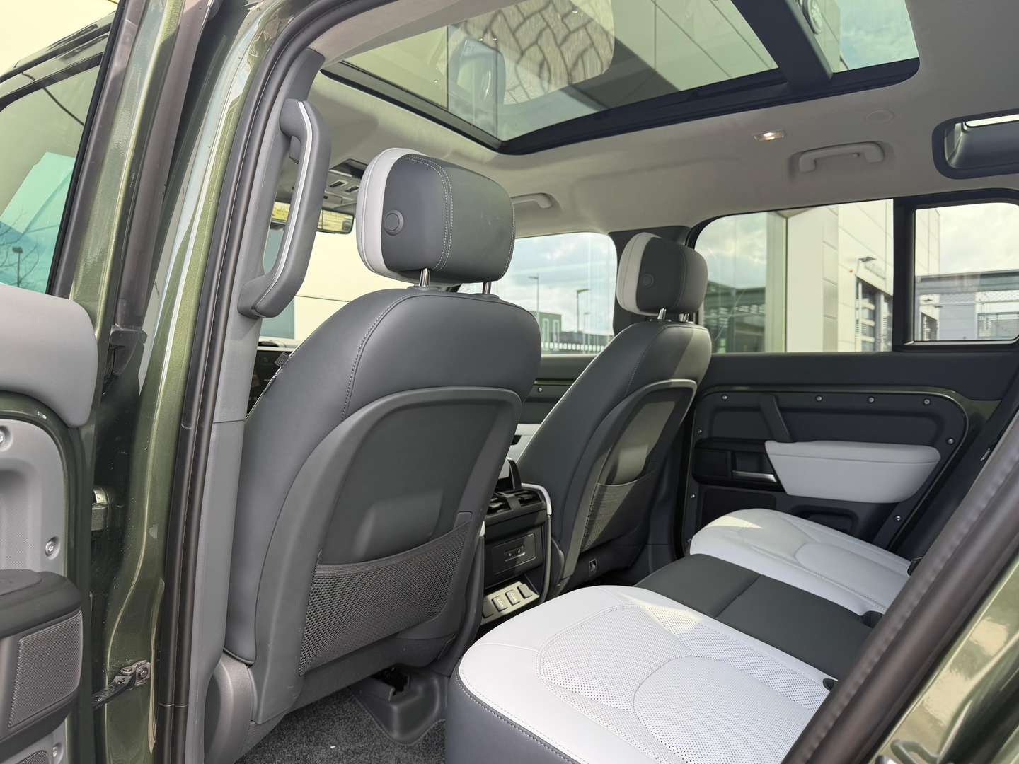 Land Rover Defender 110 X-Dynamic HSE P300e - 2026 - Joinsteer - #14